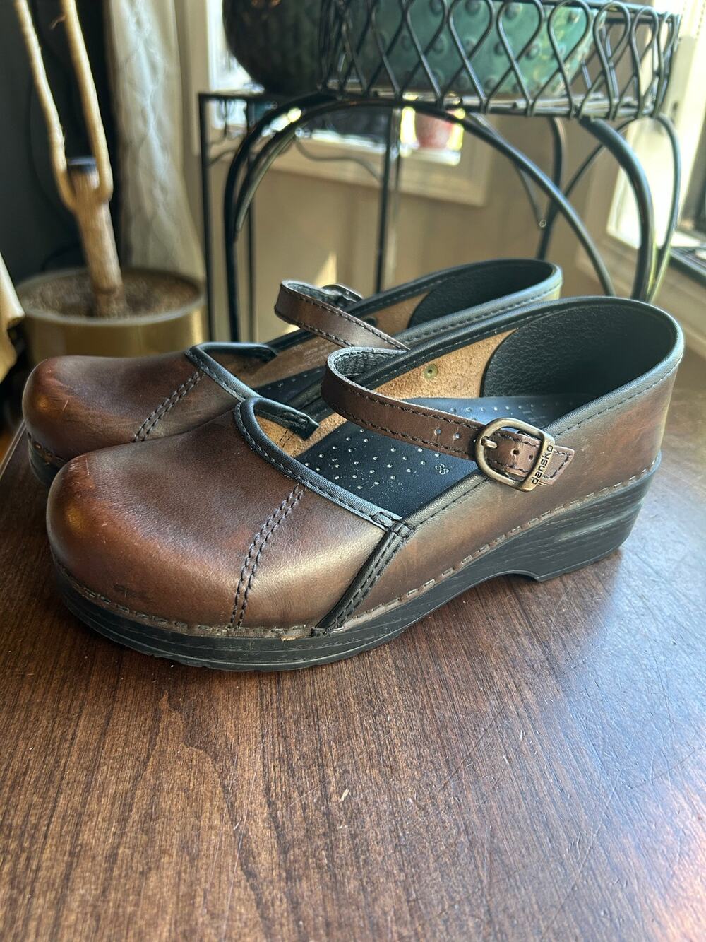 Dansko Marcelle Mary Jane clogs brown cabrio leather upper buckle strap 38